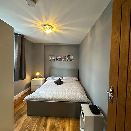 Lovely 2 Bedrooms Apartment London Exterior foto